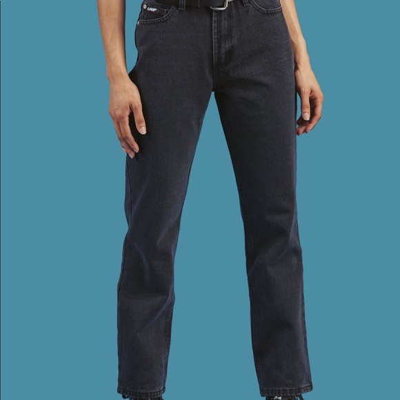 Iso I’m looking for theses unif jeans and shirts - Picture 3 of 6